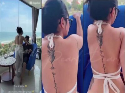 Chơi em sinh viên kính cận bên cửa sổ trong chuyến du lịch